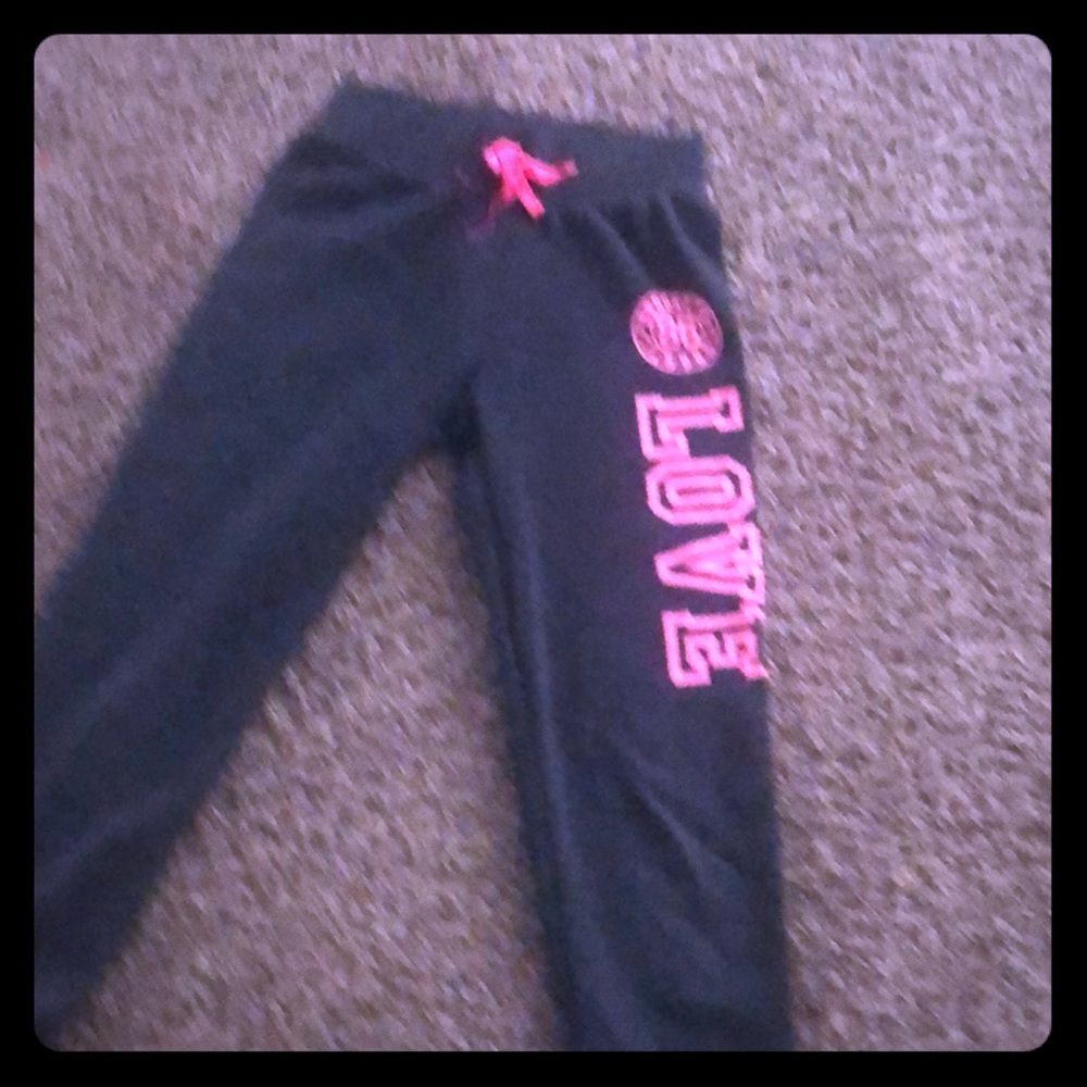 I am selling these sweats and there are very nice